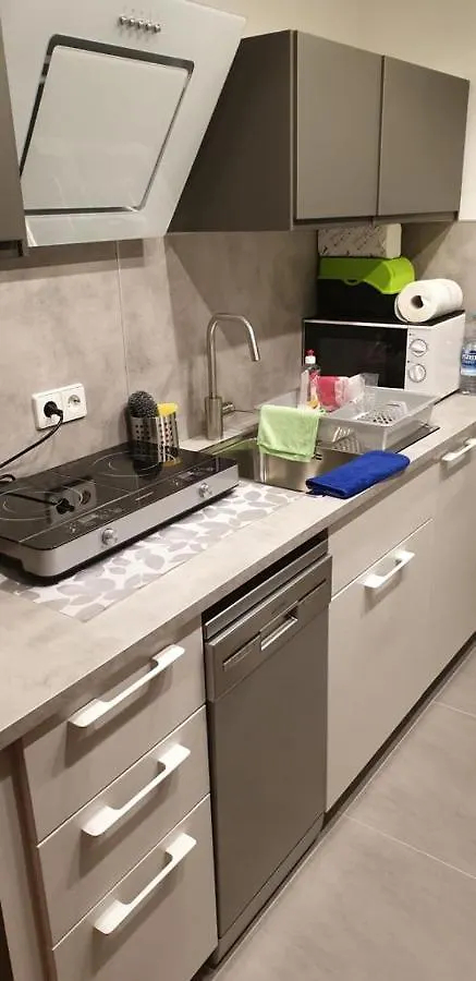 Einzimmer Apartments Im Si-Centrum Stuttgart-Moehringen 0*, Stuttgart